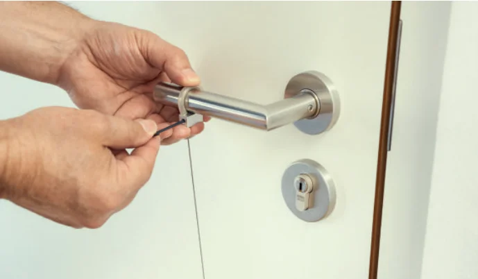 Planet NoHander - montaż